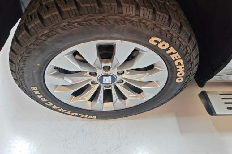 Used Tank 500 2022 3.0T Sport Edition "Creation" Style 7 Seats Left Front Wheel Hub