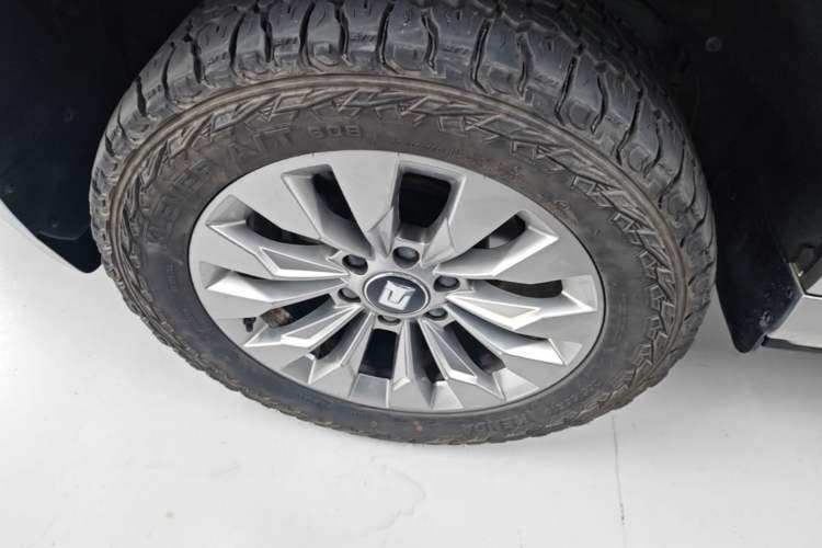 Used Tank 500 2022 3.0T Sport Edition "Creation" Style 7 Seats Right Rear Wheel Hub
