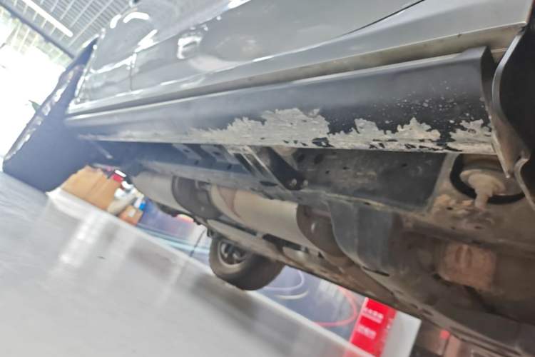 Used Tank 500 2022 3.0T Sport Edition "Creation" Style 7 Seats Right Side Sill