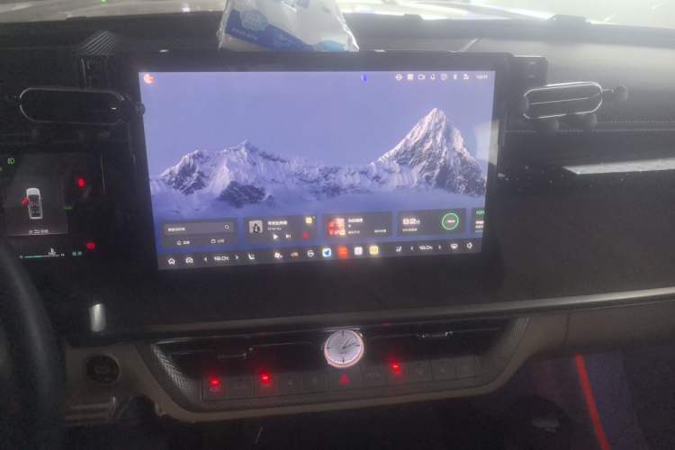 Used Tank 500 2022 3.0T Sport Edition "Creation" Version 5-Seater Audio And AC Panel