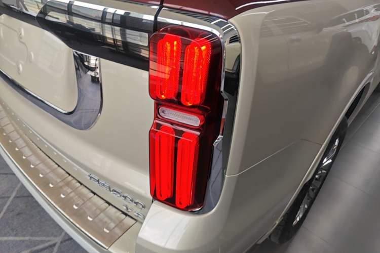 Used Tank 500 2022 3.0T High-End Custom Edition 5 Seats Right Rear Taillight