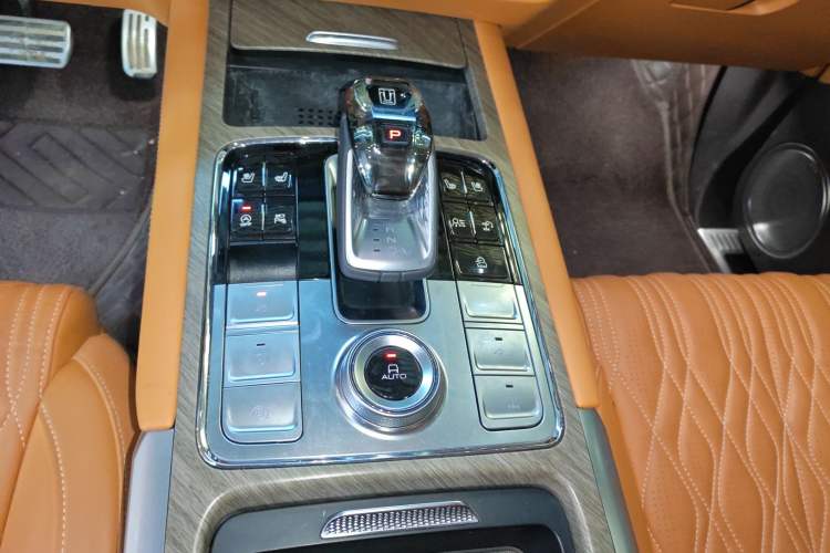 Used Tank 500 2022 3.0T Business Edition "Creation Realm" Design 5-Seater Gear Lever