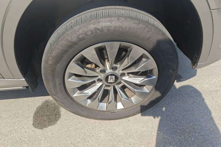 Used Tank 500 2022 3.0T Sport Edition "Creation" Style 7 Seats Right Front Wheel Hub