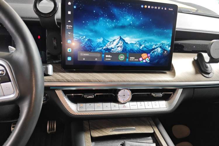 Used Tank 500 2022 3.0T Business Edition "Creation Realm" Design 5-Seater Audio And AC Panel