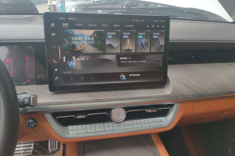 Used Tank 500 2022 3.0T Business Edition "Creation Realm" Design 5-Seater Audio And AC Panel