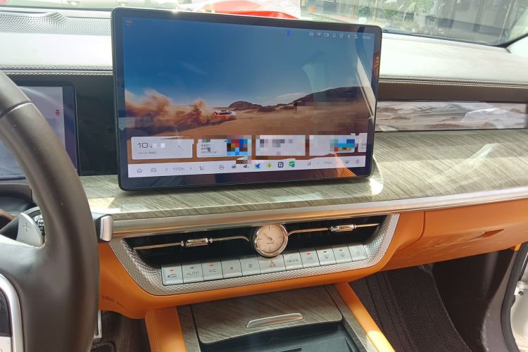 Used Tank 500 2022 3.0T Sport Edition "Creation" Version 5-Seater Audio And AC Panel