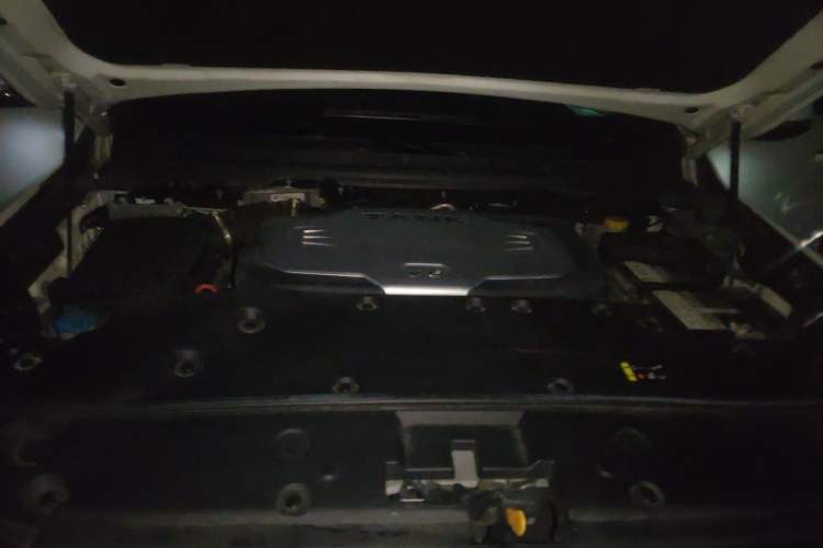 Used Tank 500 2022 3.0T Sport Edition "Creation" Style 7 Seats Engine Bay