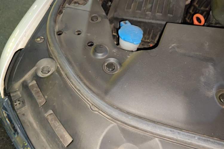 Used Tank 500 2022 3.0T Sport Edition Summit Model 7-Seater Engine Bay Right