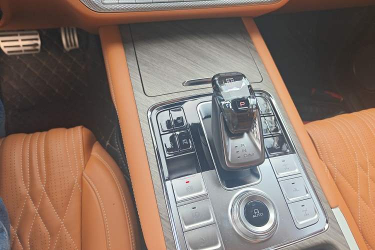 Used Tank 500 2022 3.0T Sport Edition "Creation" Version 5-Seater Gear Lever