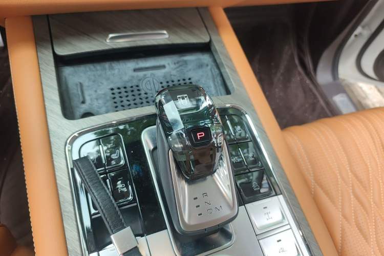 Used Tank 500 2022 3.0T Business Edition "Creation Realm" Design 5-Seater Gear Lever