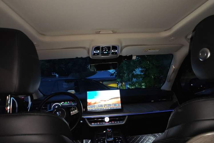 Used Tank 500 2022 3.0T Sport Edition Summit Version 5 Seats Headliner