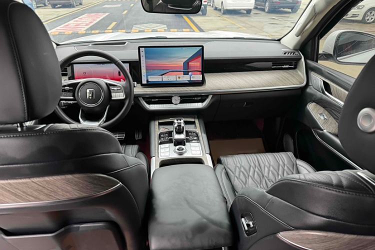 Used Tank 500 2022 3.0T Sport Edition "Creation" Style 7 Seats Interior 1