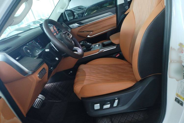 Used Tank 500 2022 3.0T Sport Edition "Creation" Style 7 Seats Left Front Seat