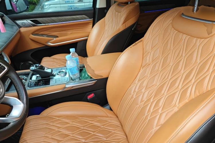 Used Tank 500 2022 3.0T Sport Edition Summit Model 7-Seater Left Front Seat