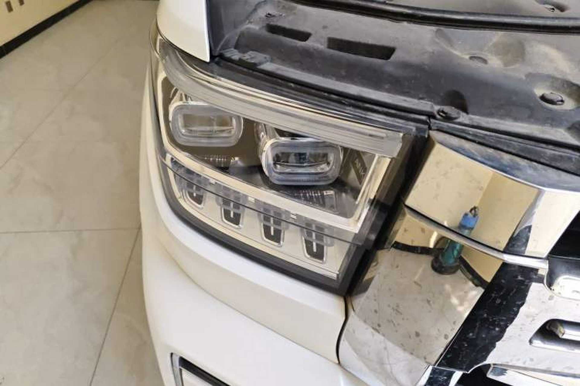 Used Tank 500 2022 3.0T Sport Edition "Creation" Style 7 Seats Right Front Headlight