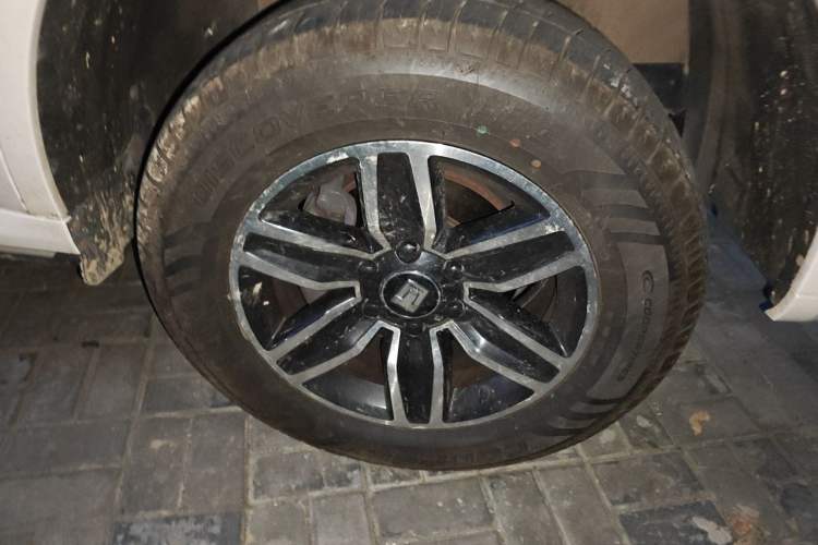 Used Tank 500 2022 3.0T Sport Edition Summit Version 5 Seats Right Front Wheel Hub