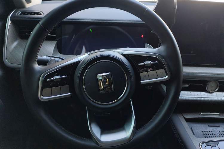 Used Tank 500 2022 3.0T Business Edition "Creation Realm" Design 5-Seater Steering Wheel