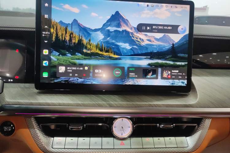 Used Tank 500 2022 3.0T Business Edition "Creation Realm" Design 5-Seater Audio And AC Panel
