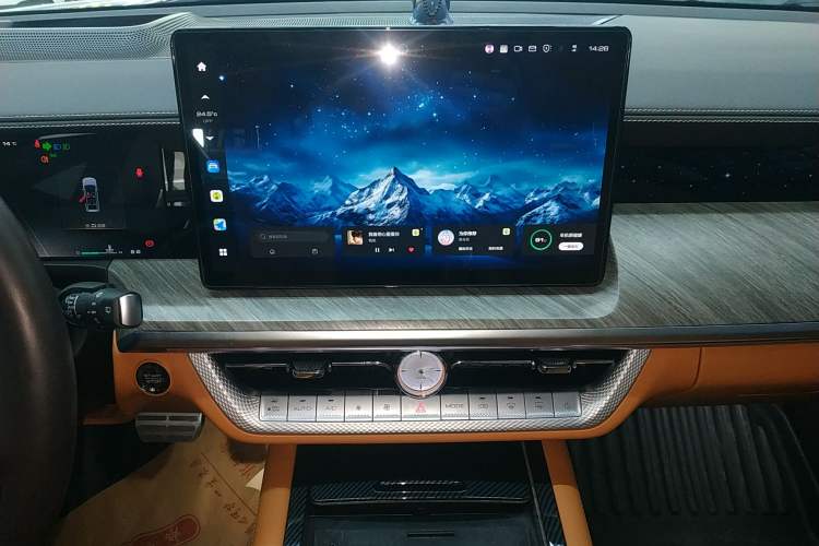 Used Tank 500 2022 3.0T Business Edition "Creation Realm" Design 5-Seater Audio And AC Panel