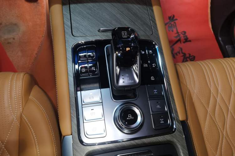 Used Tank 500 2022 3.0T Business Edition "Creation Realm" Design 5-Seater Gear Lever