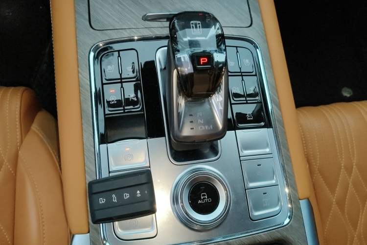 Used Tank 500 2022 3.0T Sport Edition "Creation" Version 5-Seater Gear Lever