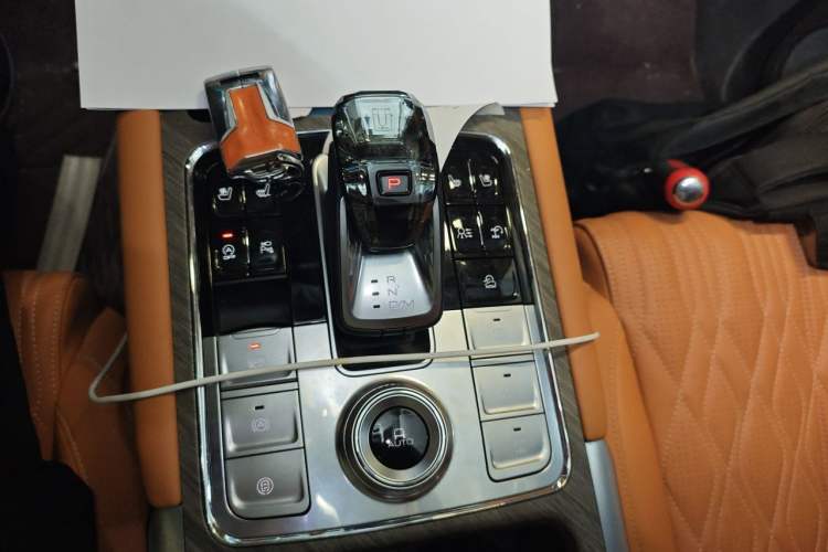 Used Tank 500 2022 3.0T Business Edition "Creation Realm" Design 5-Seater Gear Lever