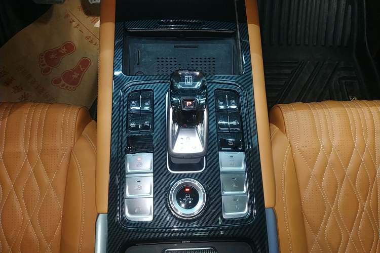 Used Tank 500 2022 3.0T Business Edition "Creation Realm" Design 5-Seater Gear Lever