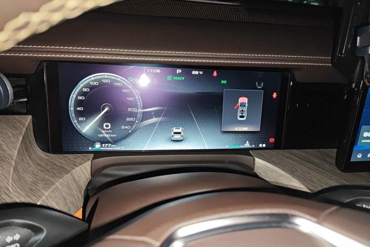 Used Tank 500 2022 3.0T Business Edition "Creation Realm" Design 5-Seater Instrument Cluster