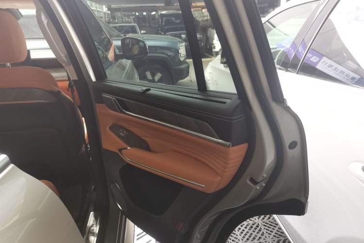 Used Tank 500 2022 3.0T Business Edition "Creation Realm" Design 5-Seater Interior 6