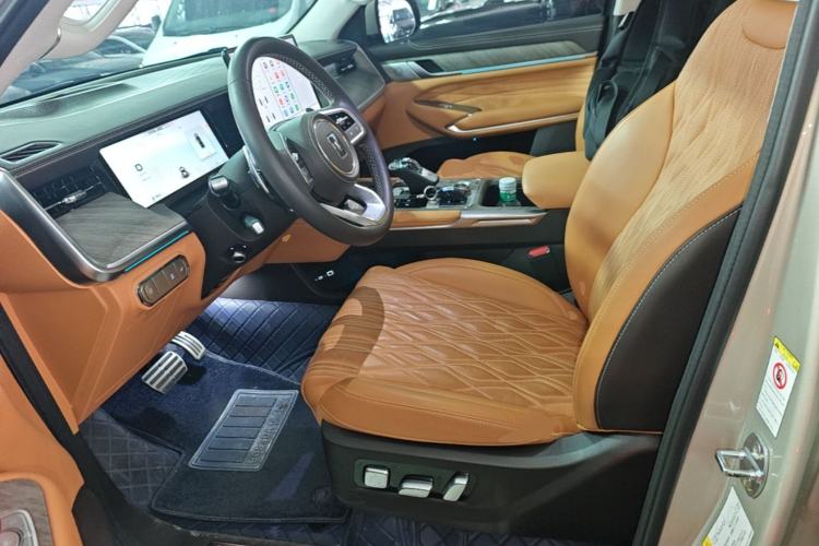 Used Tank 500 2022 3.0T Business Edition "Creation" Style 7 Seats Left Front Seat