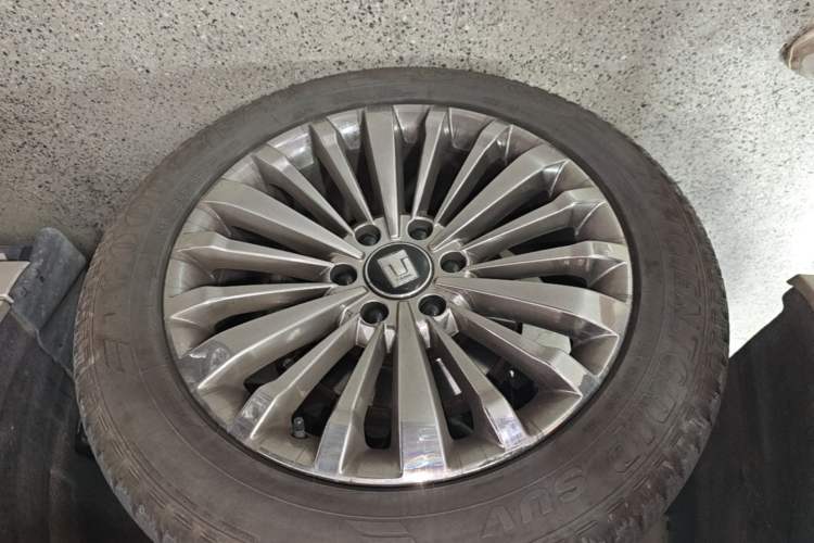 Used Tank 500 2022 3.0T Business Edition "Creation" Style 7 Seats Left Front Wheel Hub