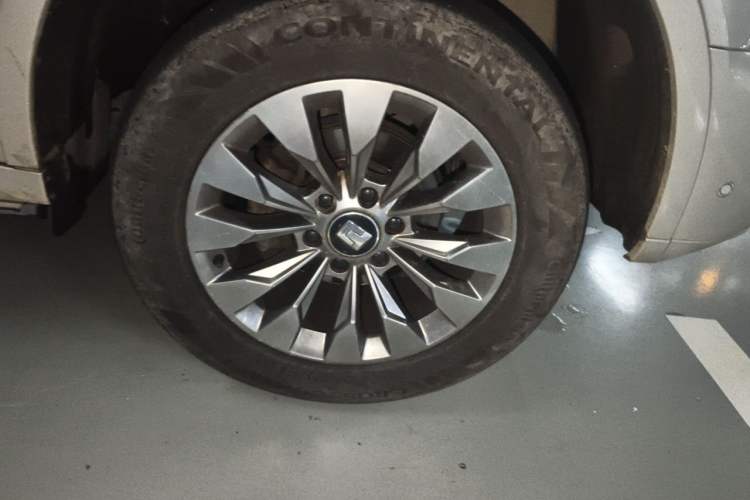 Used Tank 500 2022 3.0T Sport Edition "Creation" Style 7 Seats Right Front Wheel Hub