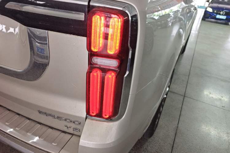 Used Tank 500 2022 3.0T Business Edition "Creation" Style 7 Seats Right Rear Taillight