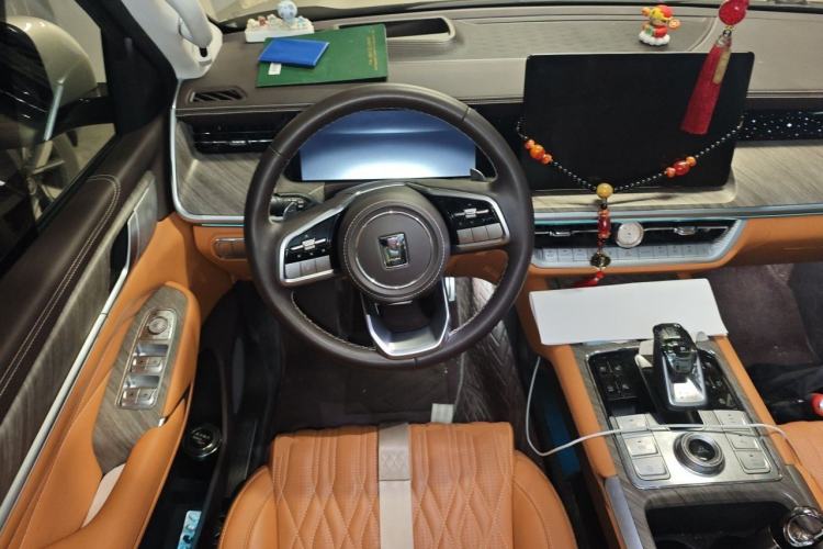 Used Tank 500 2022 3.0T Business Edition "Creation Realm" Design 5-Seater Steering Wheel