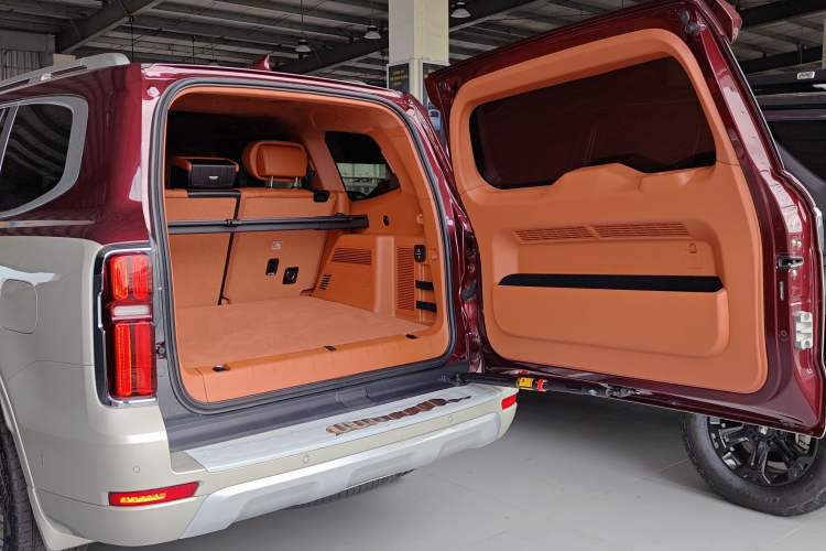 Used Tank 500 2022 3.0T High-End Custom Edition 5 Seats Trunk