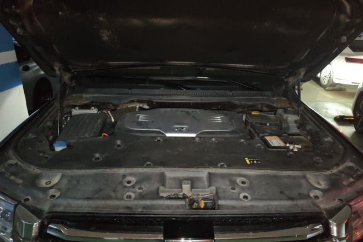 Used Tank 500 2023 3.0T Sport Edition Realm-Setting 5-Seater Engine Bay