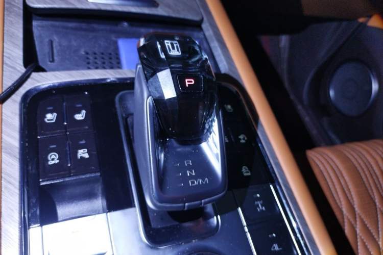 Used Tank 500 2023 3.0T Sport Edition Realm-Setting 5-Seater Gear Lever