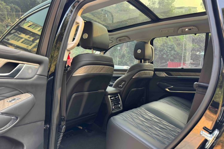 Used Tank 500 2023 3.0T Sport Edition Realm-Setting 5-Seater Interior 1