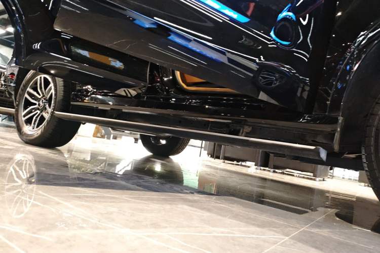 Used Tank 500 2023 3.0T Sport Edition Summit Model 5-Seater Right Side Sill