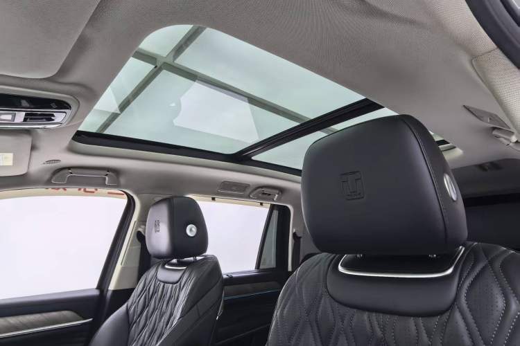 Used Tank 500 2023 3.0T Sport Edition Realm-Setting 5-Seater Headliner