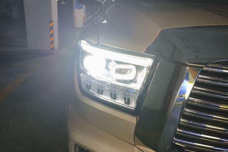 Used Tank 500 2023 3.0T Sport Edition Realm-Setting 5-Seater Right Front Headlight