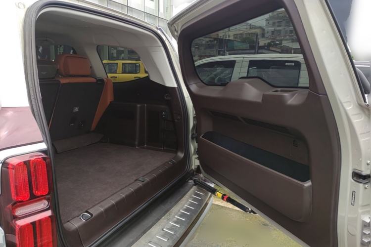 Used Tank 500 2023 3.0T Business Edition "Creation" Style 5 Seats Trunk