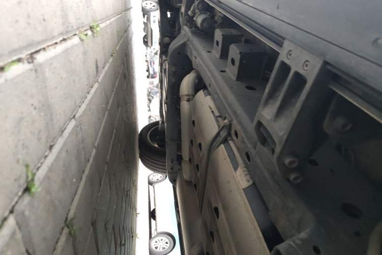 Used Tank 500 2023 3.0T Business Edition "Creation" Style 5 Seats Chassis Rear Left