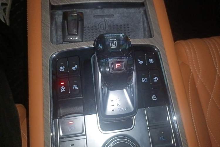 Used Tank 500 2023 3.0T Sport Edition Realm-Setting 5-Seater Gear Lever
