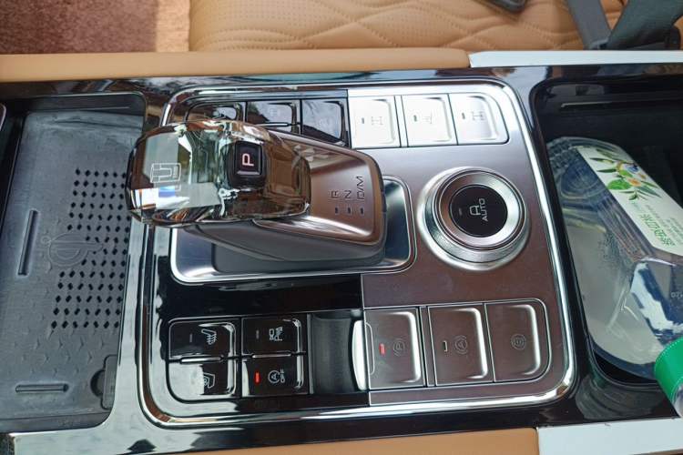 Used Tank 500 2023 3.0T Sport Edition Realm-Setting 5-Seater Gear Lever