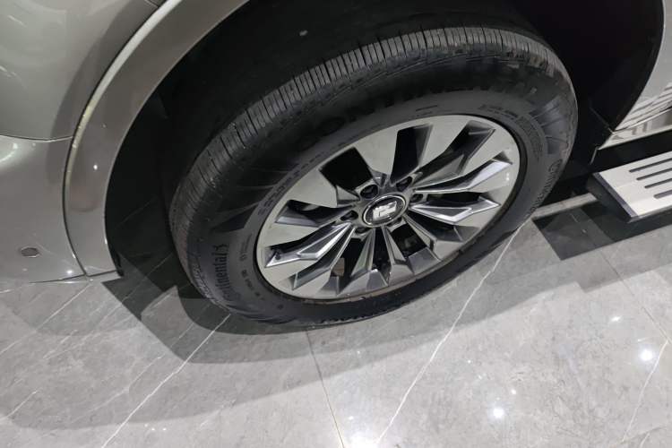 Used Tank 500 2023 3.0T Sport Edition Realm-Design 7-Seater Left Front Wheel Hub