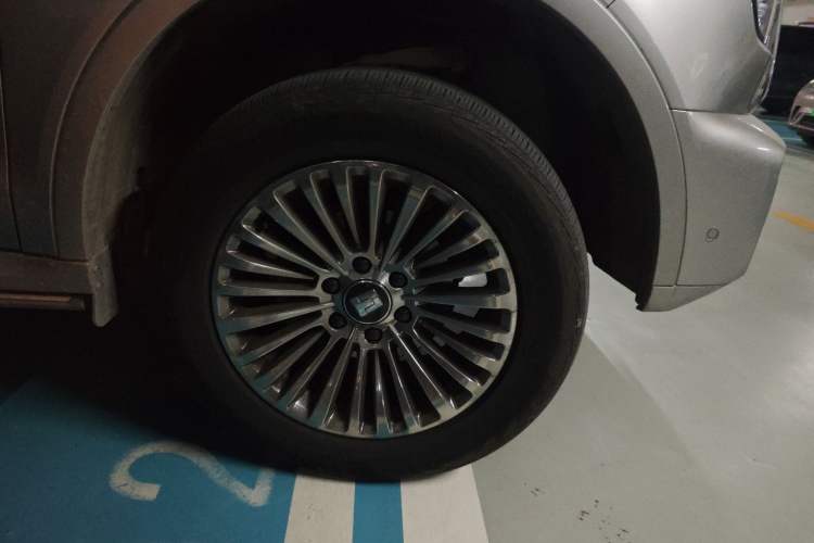 Used Tank 500 2023 3.0T Business Edition "Creation" Style 5 Seats Right Front Wheel Hub