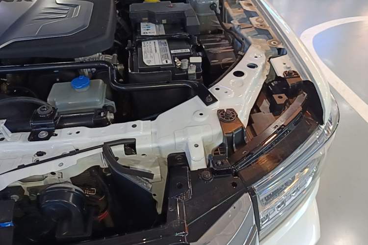 Used Tank 500 2023 3.0T Sport Edition Realm-Setting 5-Seater Engine Bay Left