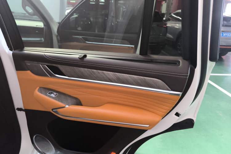 Used Tank 500 2023 3.0T Sport Edition Realm-Setting 5-Seater Interior 6