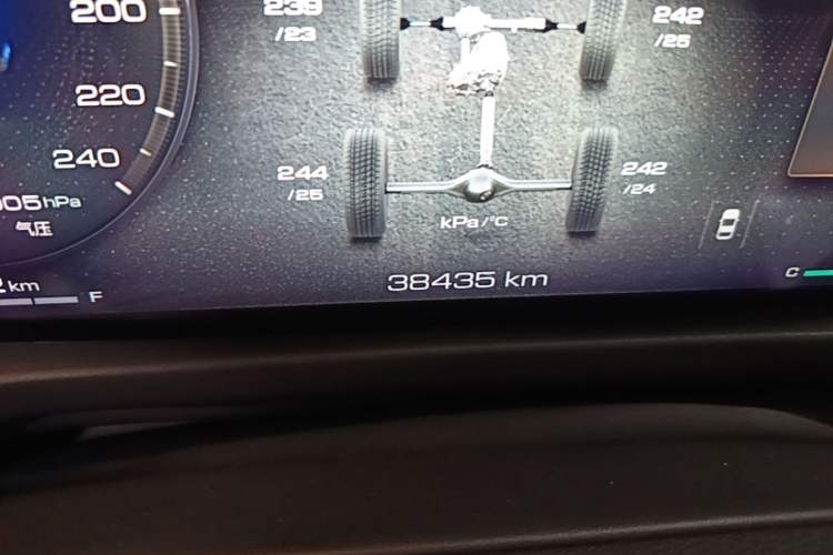 Used Tank 500 2023 3.0T Sport Edition Realm-Setting 5-Seater Odometer Close Up